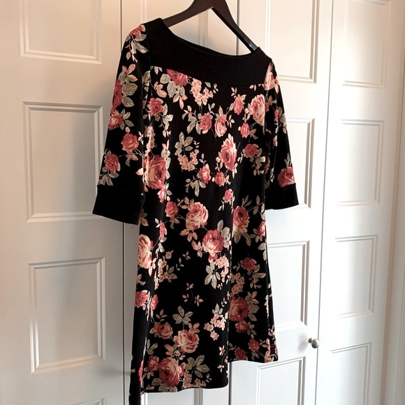 Boutique Floral Tunic Dress - Picture 2 of 7